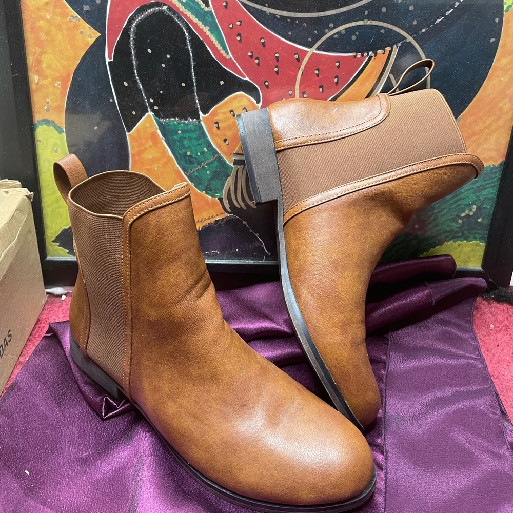 Tan professional slide in boots Size 10 Womens